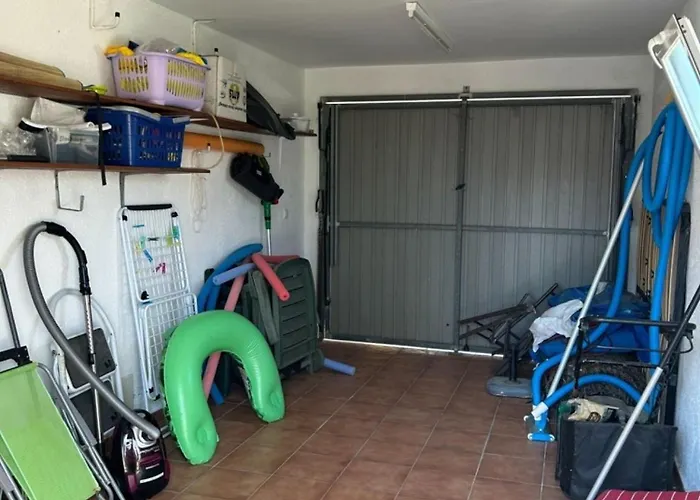 Semesterbostad Haus Terany